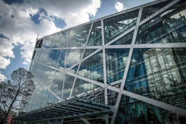 震驚!50%項(xiàng)目虧損，購(gòu)物中心倒閉潮正在逼近